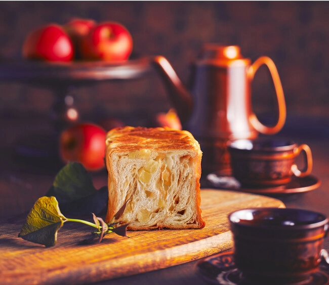 PeTit MarBLe by GRAND MARBLE的蘋果地瓜丹麥麵包