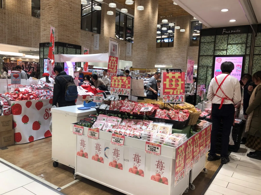 東京晴空塔草莓市集