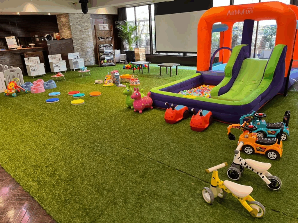 Beruberu Park 巨大室內球池