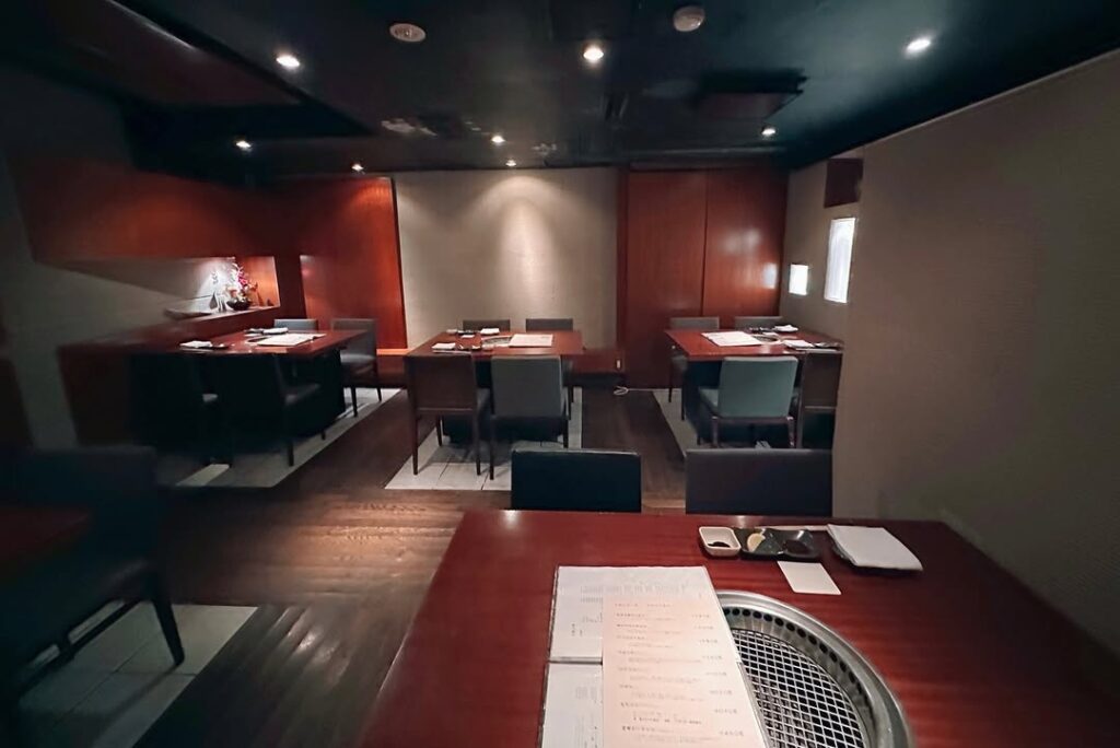 東京燒肉店 Yoroniku 店內