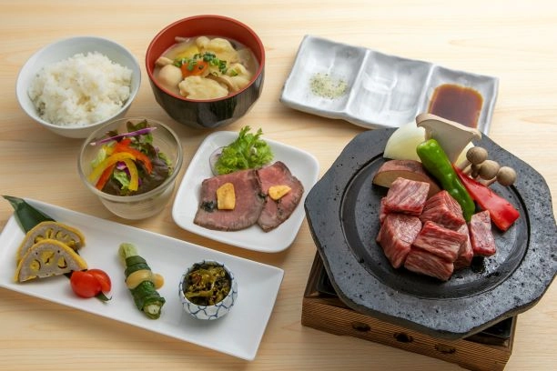 熊本必吃美食推薦 赤牛Dining yokayoka