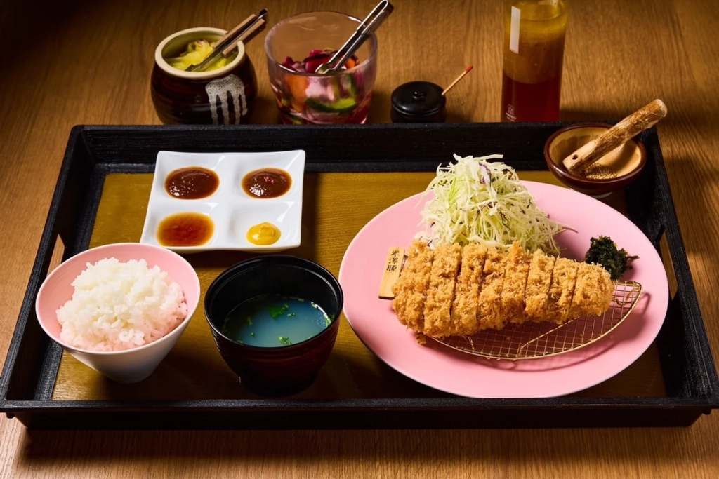 原宿必吃美食推薦 PRETTY PORK FACTORY & KATSU Pulipo原宿店